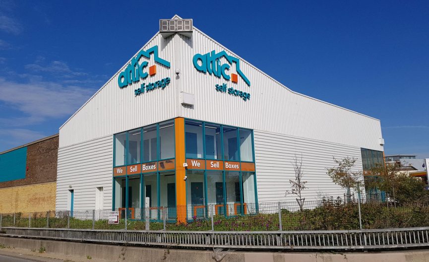 Self Storage Units Near Poplar