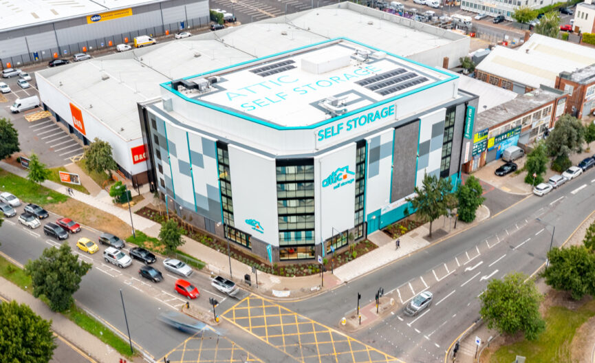 Self Storage Units near Wembley