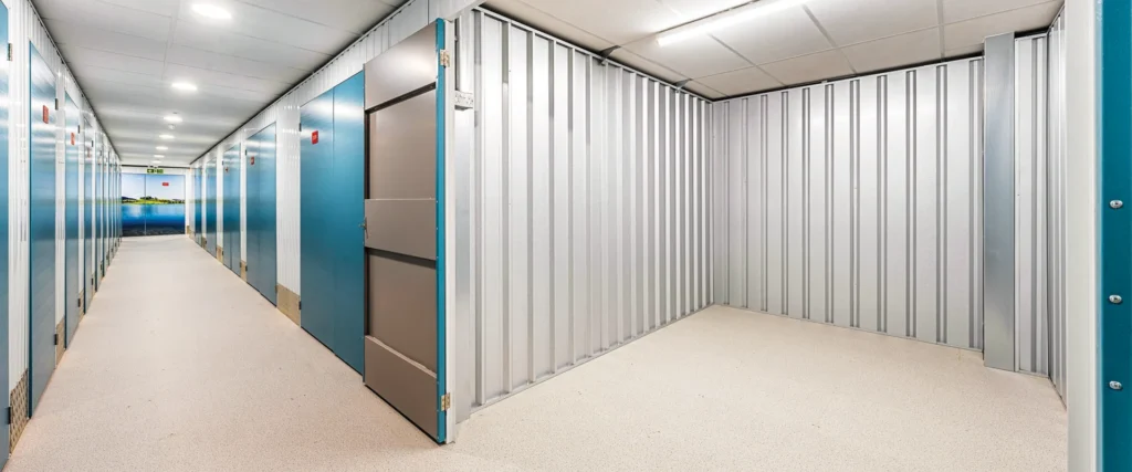 storage unit corridors